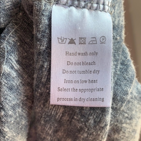 Grey T-Shirt Address - Picture 6 of 7